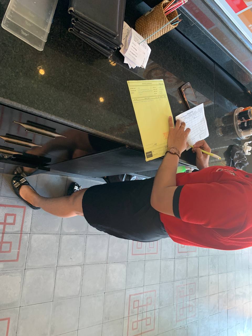 HoReCa distribution highlighting SPY beverages by Da Houg Heng Enterprise (Image 81)